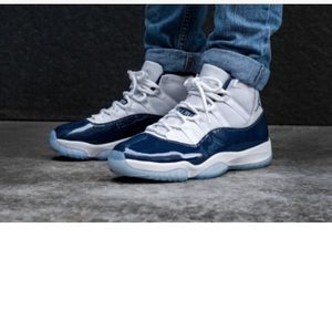 navy blue 11s
